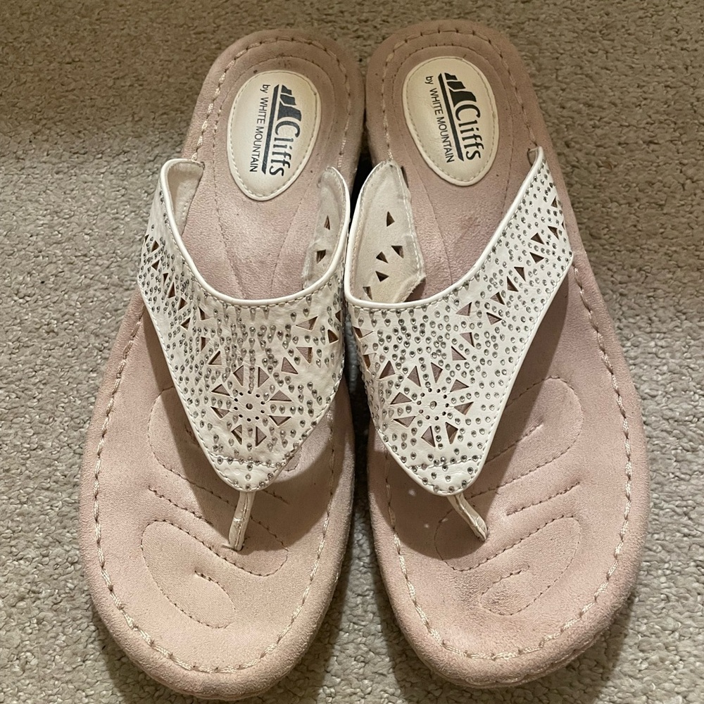 Cliffs by White Mountain Women's Sandals